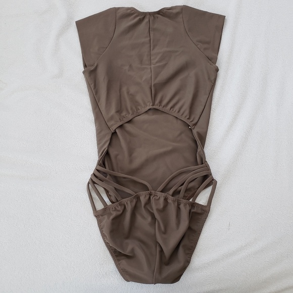 Bathing suit one piece v-neck TAN - Picture 2 of 5